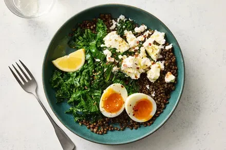 Greek-Inspired Nutrient-Dense Bowl with Blanched Greens, Lentils, and Jammy Eggs